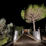 Vittorio Βίλα *